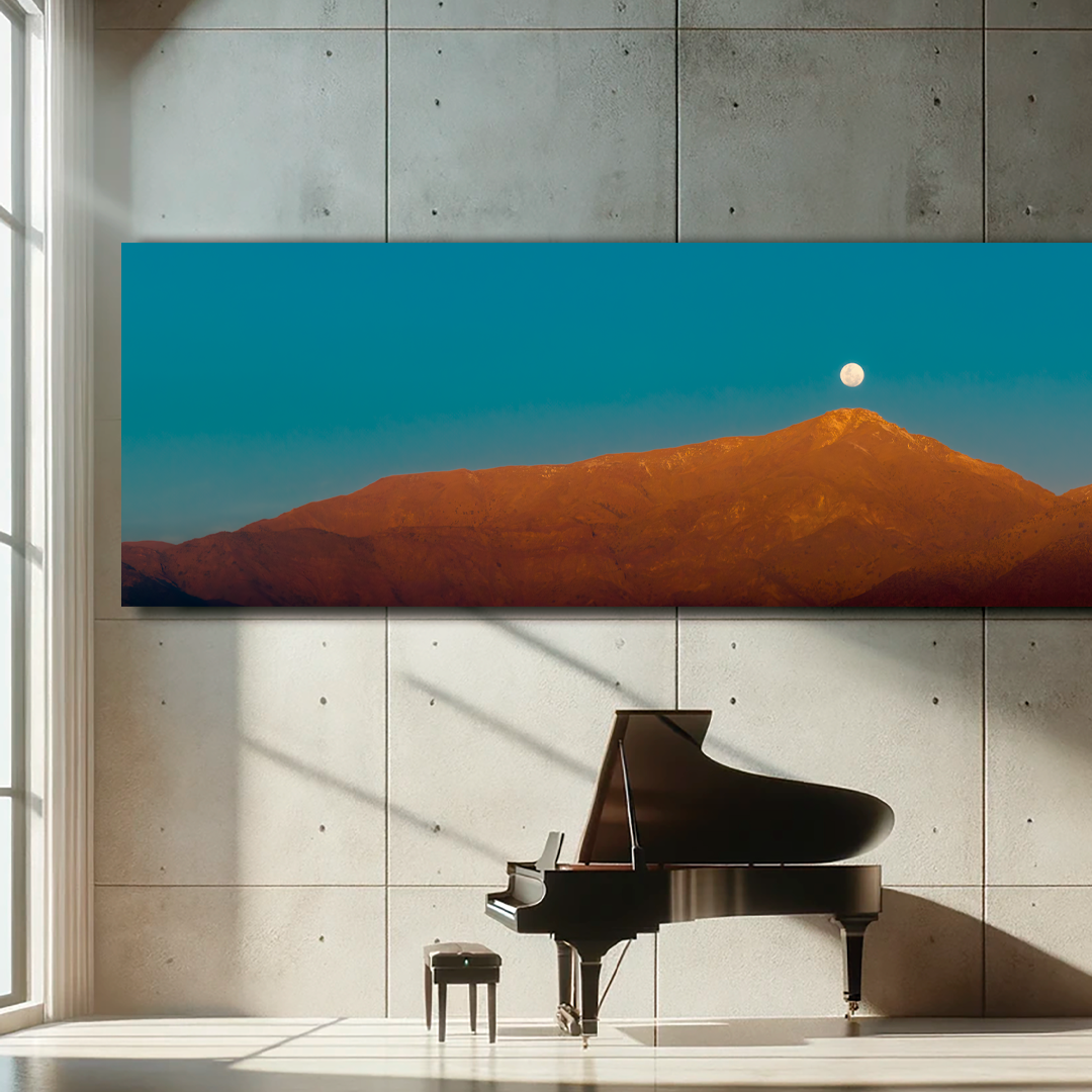 "Cerro Provincia bajo la Luna: Vigilia de un Guardián Ceremonioso" - Imagen 8