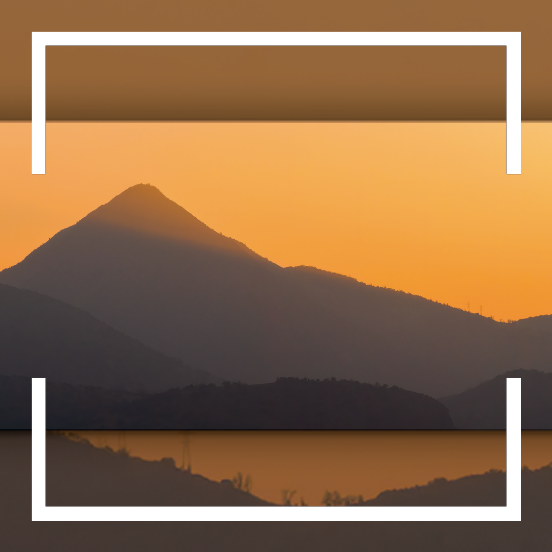 "Eco Dorado Sobre Las Siluetas del Manquehue y los Guardianes" - Imagen 1